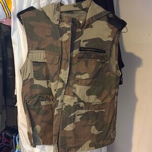 Camo vest